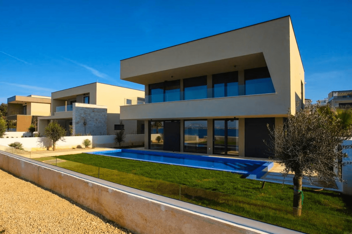 Immobilie in erster Meereslinie von Seaview Real Estate